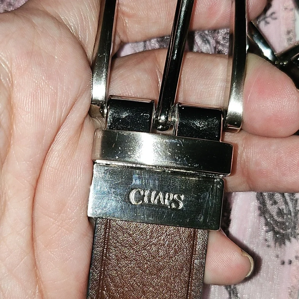 EUC Chaps Black and Brown Reversible Leather Belt